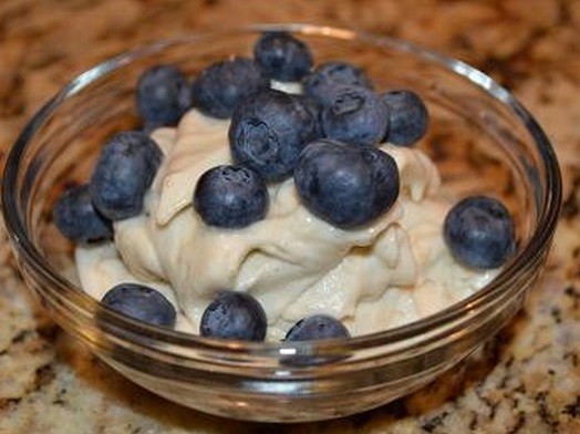 Banana Frozen Yogurt Topped With Blueberries