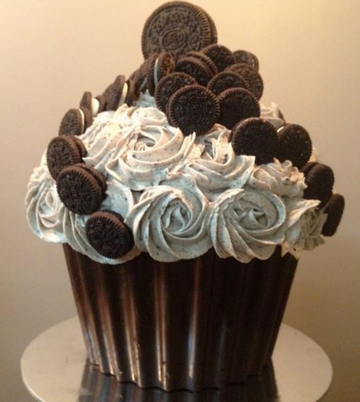 Oreo Giant Chocolate Cupcake