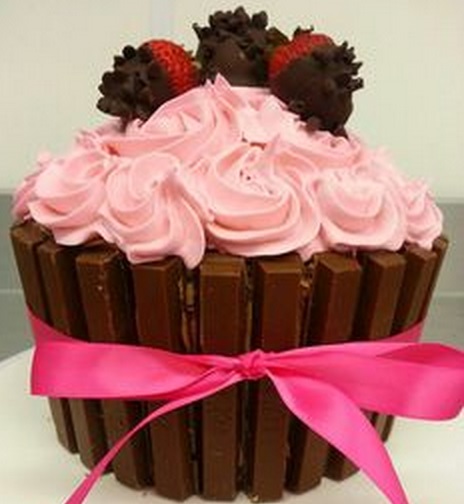 Chocolate Dipped Strawberry Giant Cupcake With Kit Kat Border