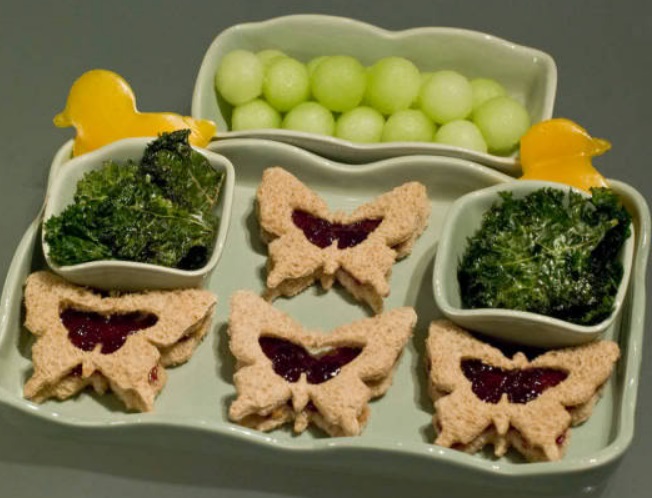 Almond Butter and Low-Sugar Jam Mini Sandwiches That Look Like Butterflies