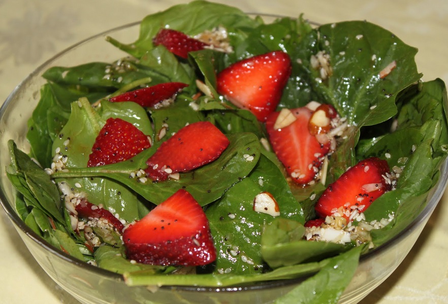 Almonds, Strawberry Spinach Salad