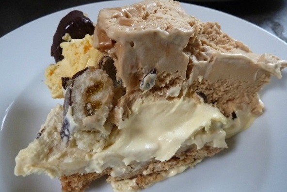 Digestive Biscuit & Banoffee Ice Cream Cake