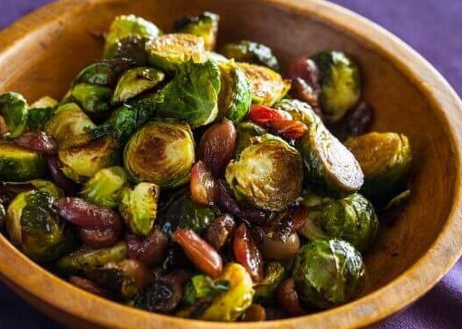 Roasted Brussels Sprouts & Grapes