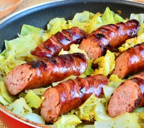 Beer Braised Green Cabbage With Sausages