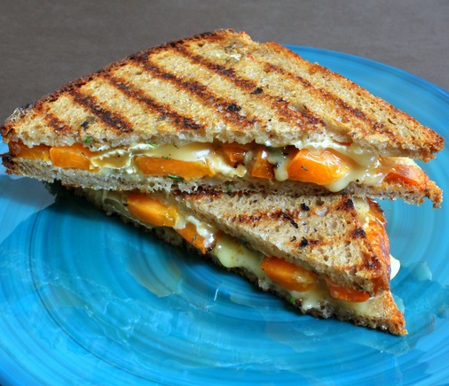 Apricot & Brie Grilled Sandwich