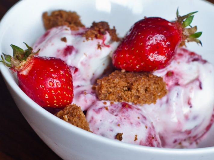 Top 10 Homemade Strawberry Ice Cream Recipes