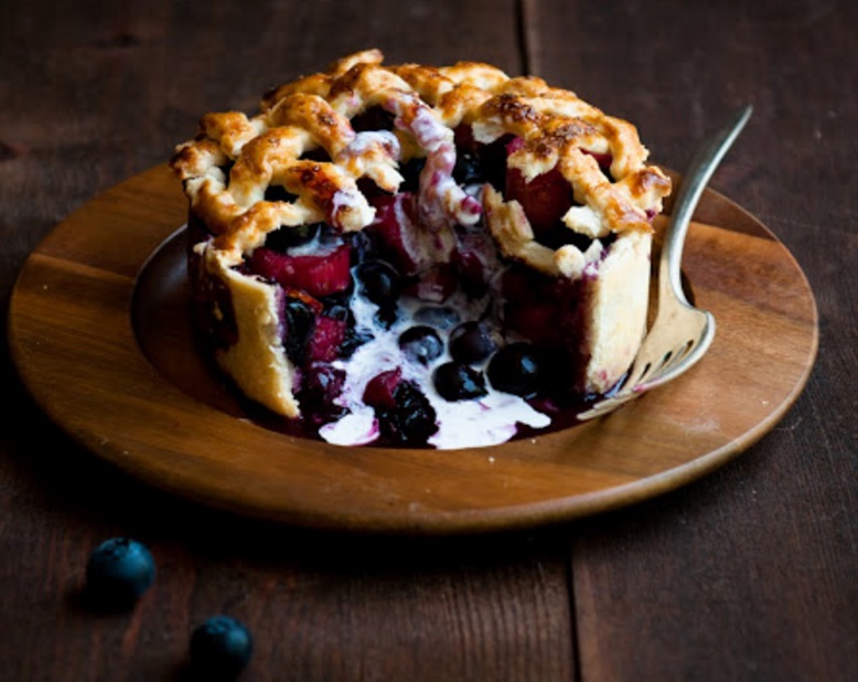 Blueberry & Rhubarb Pie