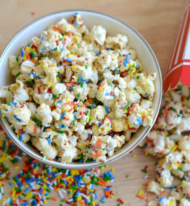 Homemade Birthday Cake Funfetti Popcorn