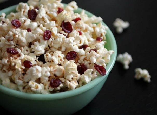 Homemade Buttered Rum and Cranberry Popcorn