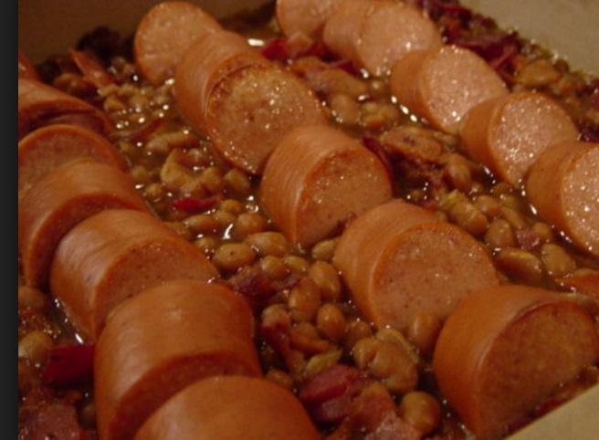 Ring Bologna and Beans Casserole