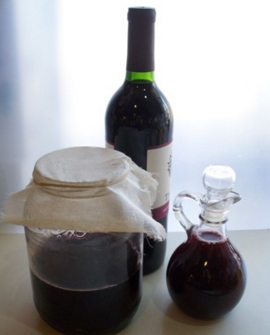 Homemade Red Wine Vinegar
