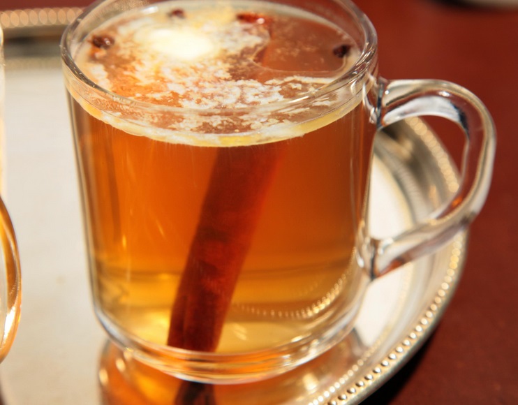 Traditional Hot Buttered Rum