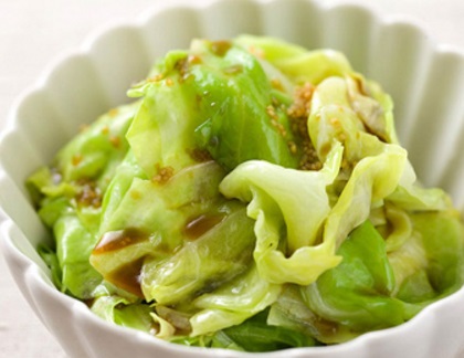 Boiled Cabbage with Spicy Soy Sauce