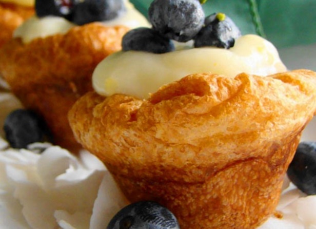 Top 10 Light and Fluffy Recipes For Blueberry Popovers