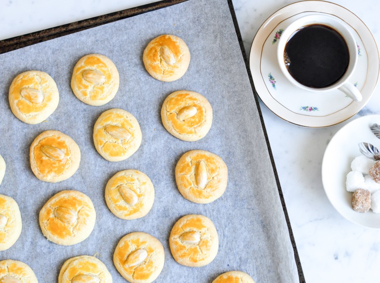 Chinese Almond Butter Cookies