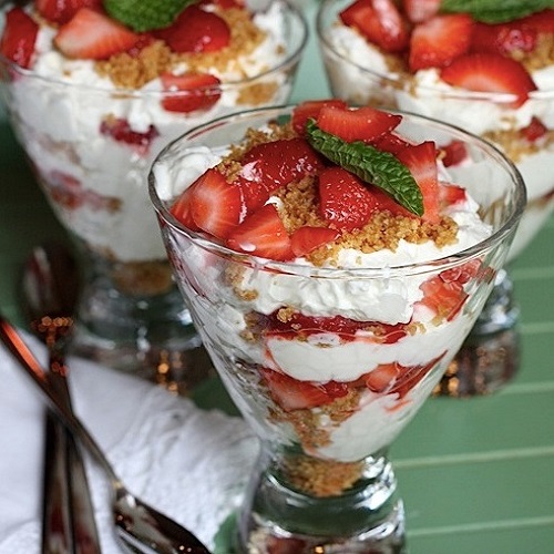 Top 10 Dessert Filled Recipes For Strawberry Parfait