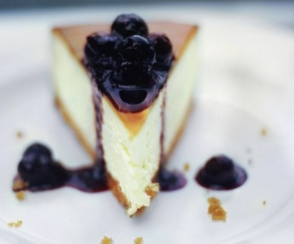 New York Cheesecake With Blueberries