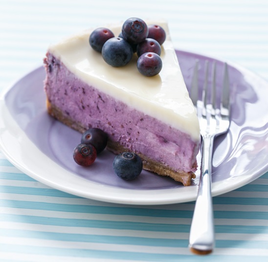 Blueberry Crème Fraîche Cheesecake