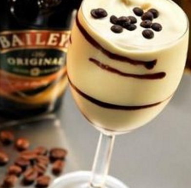 Bailey's & Vanilla Ice Cream Cocktail 