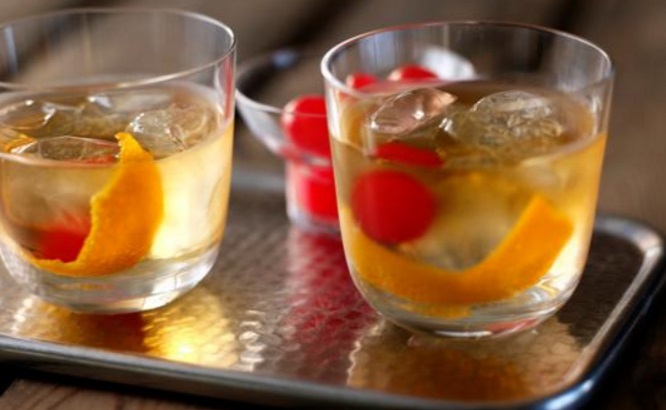 Old-Fashioned Whisky Cocktail
