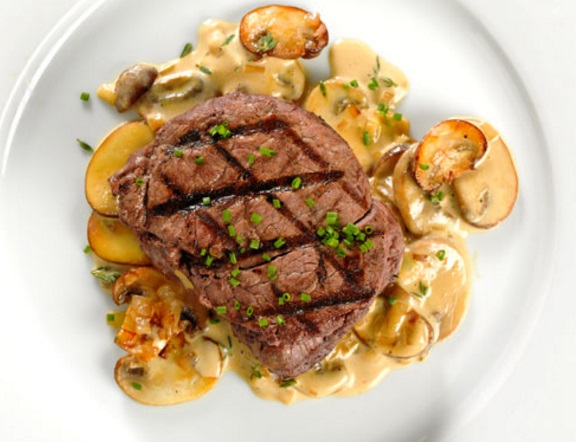 Grilled Filet Mignon with Brandy Mustard Sauce