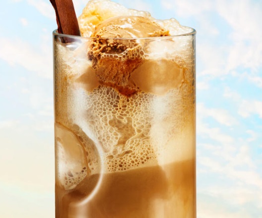 Caramel and Root Beer Float