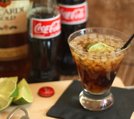 Cuba Libre Coca-Cola Cocktail