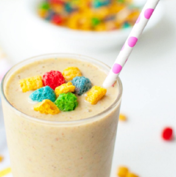 Crunch Berry Cereal Breakfast Shake