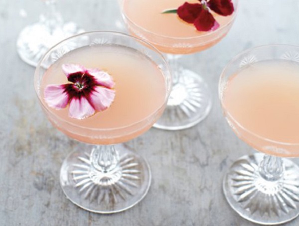 Skinny Lillet Rose Cocktail