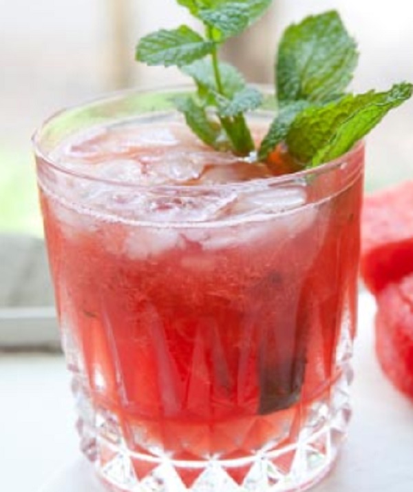 Skinny Watermelon Mojito Cocktail