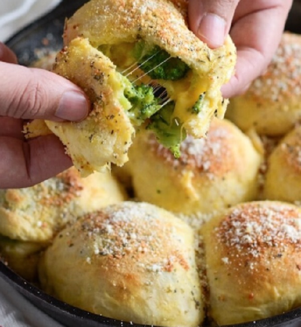 Broccoli & Cheese Biscuit Bombs