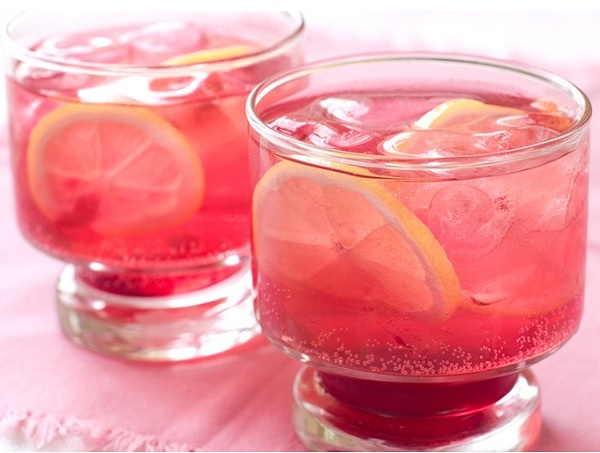Non-Alcoholic Strawberry Lemonade