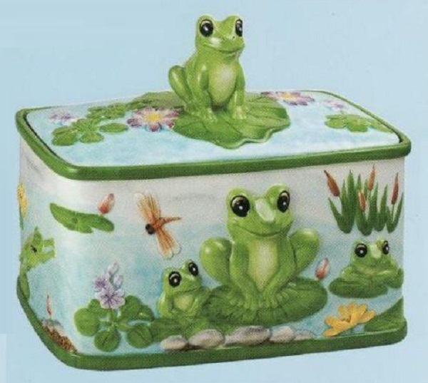 Ceramic Frog Scene Bread Bin