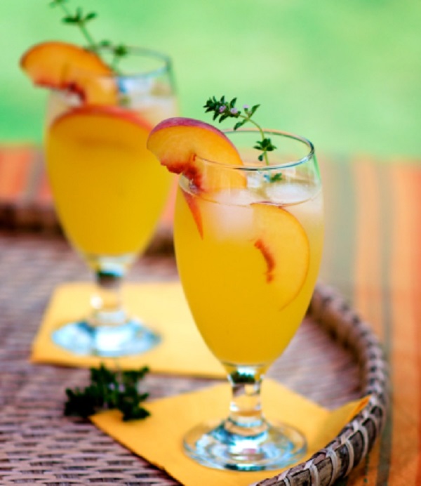 Peach Cooler Cocktail
