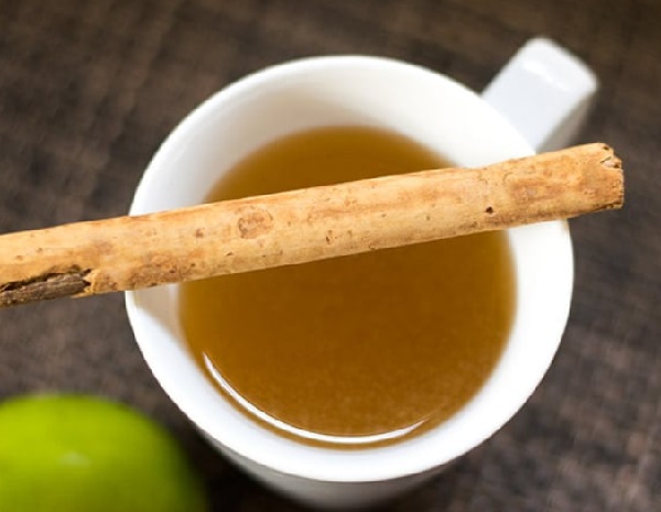 Cinnamon Tea with Honey and Lime