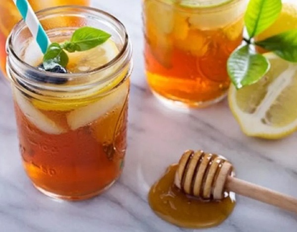 Spicy Manuka Honey Rye Cocktail