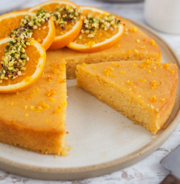 Vegan Freindly & Gluten-Free Orange Polenta Cake