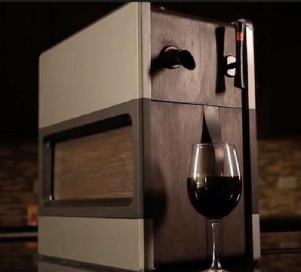 Synek's Smart Wine Dispenser