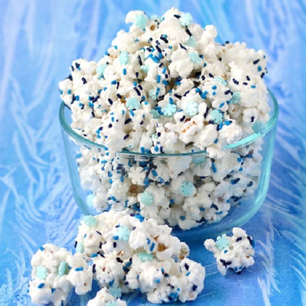 Disney's FROZEN White Chocolate Popcorn