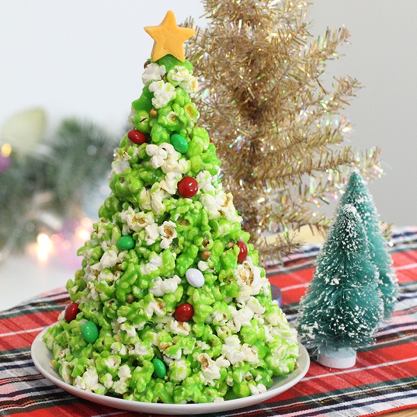 Ten Festive Ways to Enjoy Popcorn This Christmas