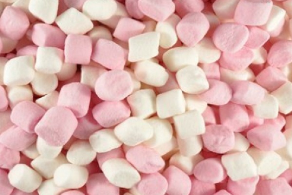 Ten Recipes for Food and Drinks You Can Make With Mini Marshmallows
