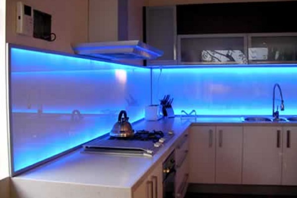 LED Light Glass Kitchen Splashback Design