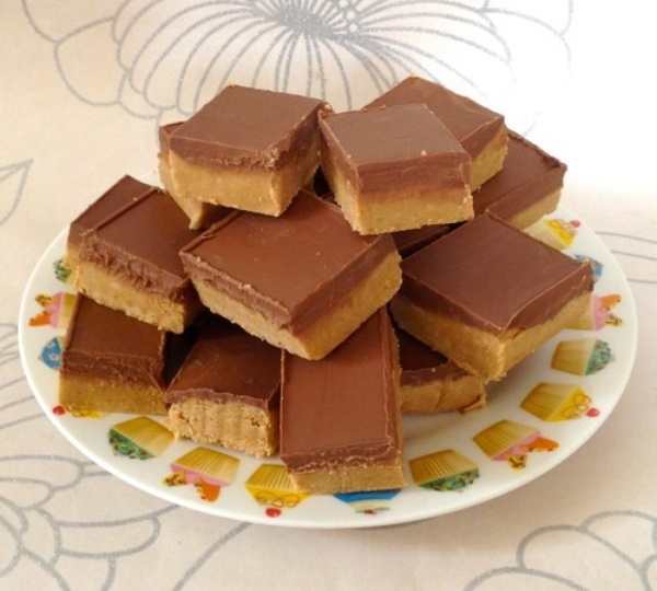 Digestive Biscuit & Peanut Butter Chocolate Squares