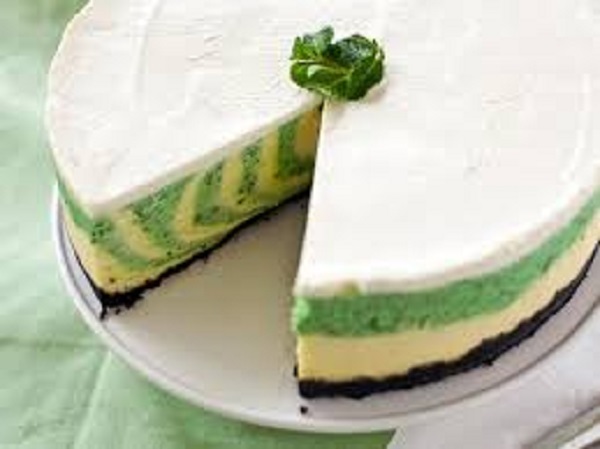 Mint Cheesecake with a Chocolate Cookie Crust