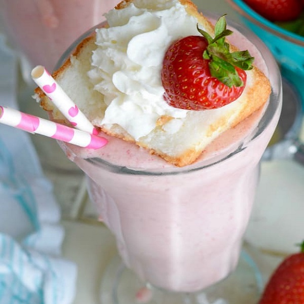Boozy Strawberry Shortcake Milkshake