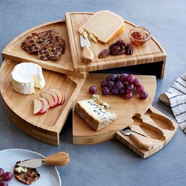 Compact Swivel Wheel Cheese Board With Knives