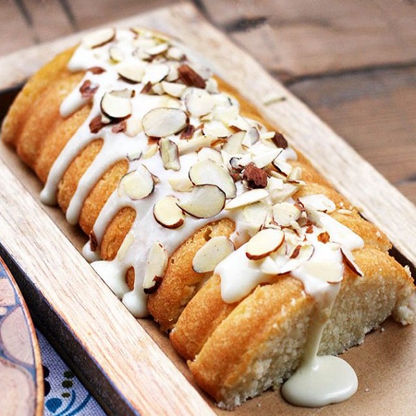 Norwegian Almond Cake