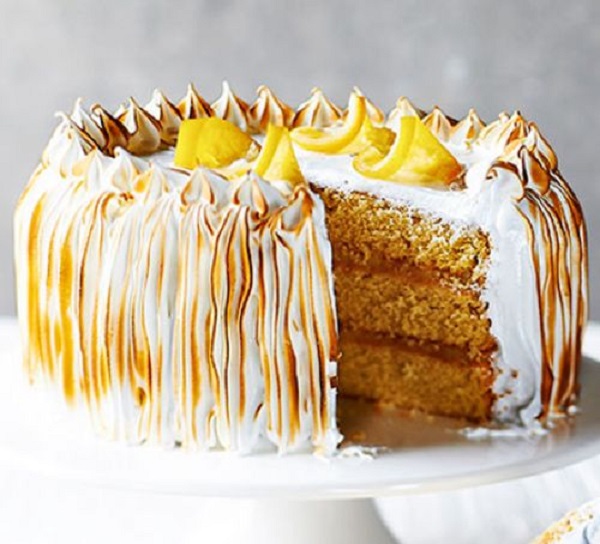 Classic Lemon Meringue Cake