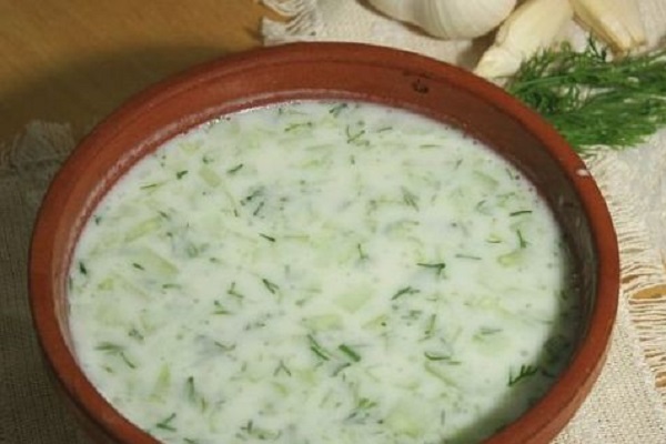Traditional Kosovan Tarator (Cold Cucumber Soup)