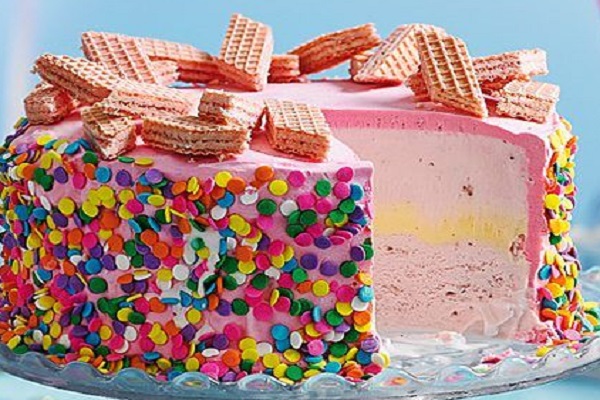 Ten Amazing Recipes You Can Make With a Pack of Pink Wafers
